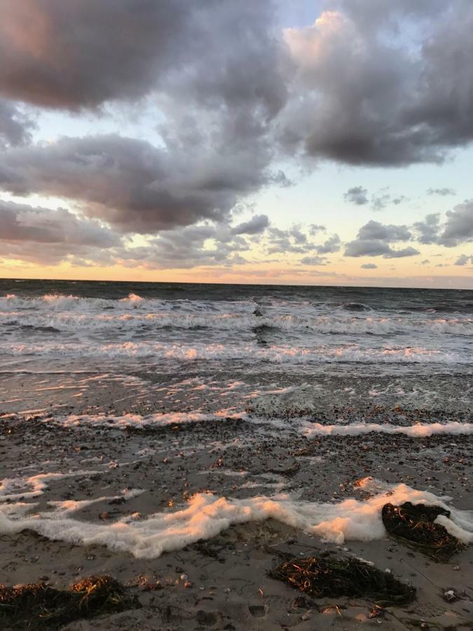 Ferienwohnung-Strandspaziergang, Grosse Wohnung Börgerende-Rethwisch エクステリア 写真