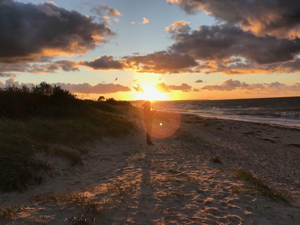 Ferienwohnung-Strandspaziergang, Grosse Wohnung Börgerende-Rethwisch エクステリア 写真